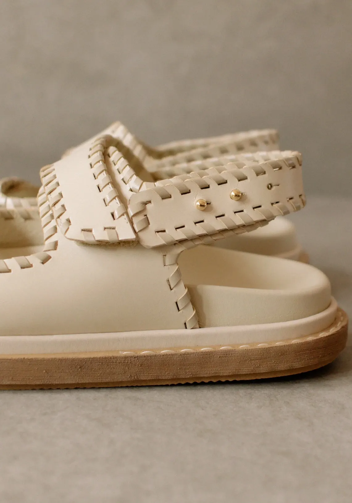 BARREL IVORY STONE BEIGE SANDALS