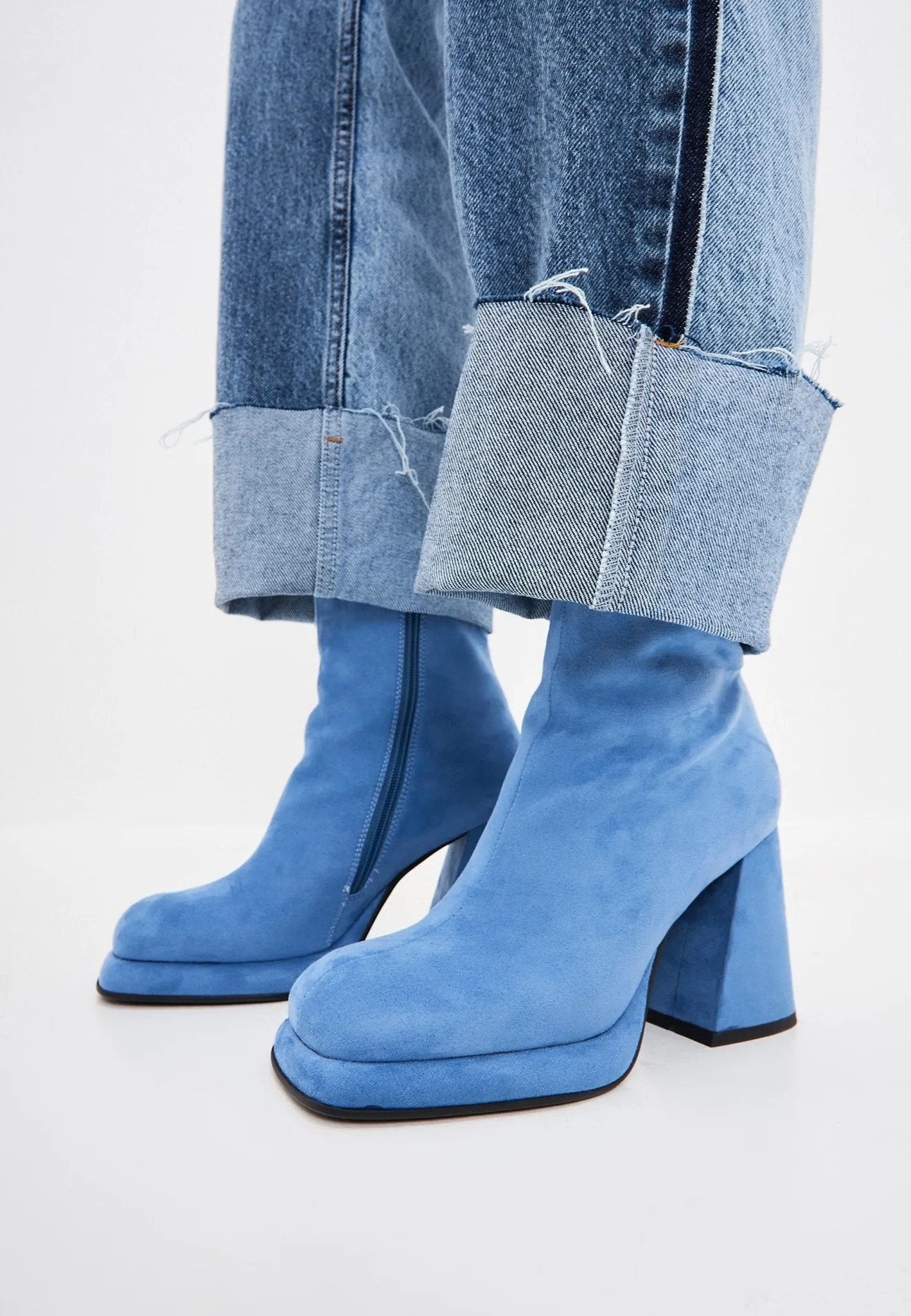 Casual Block Heel Ankle Boots - Blue