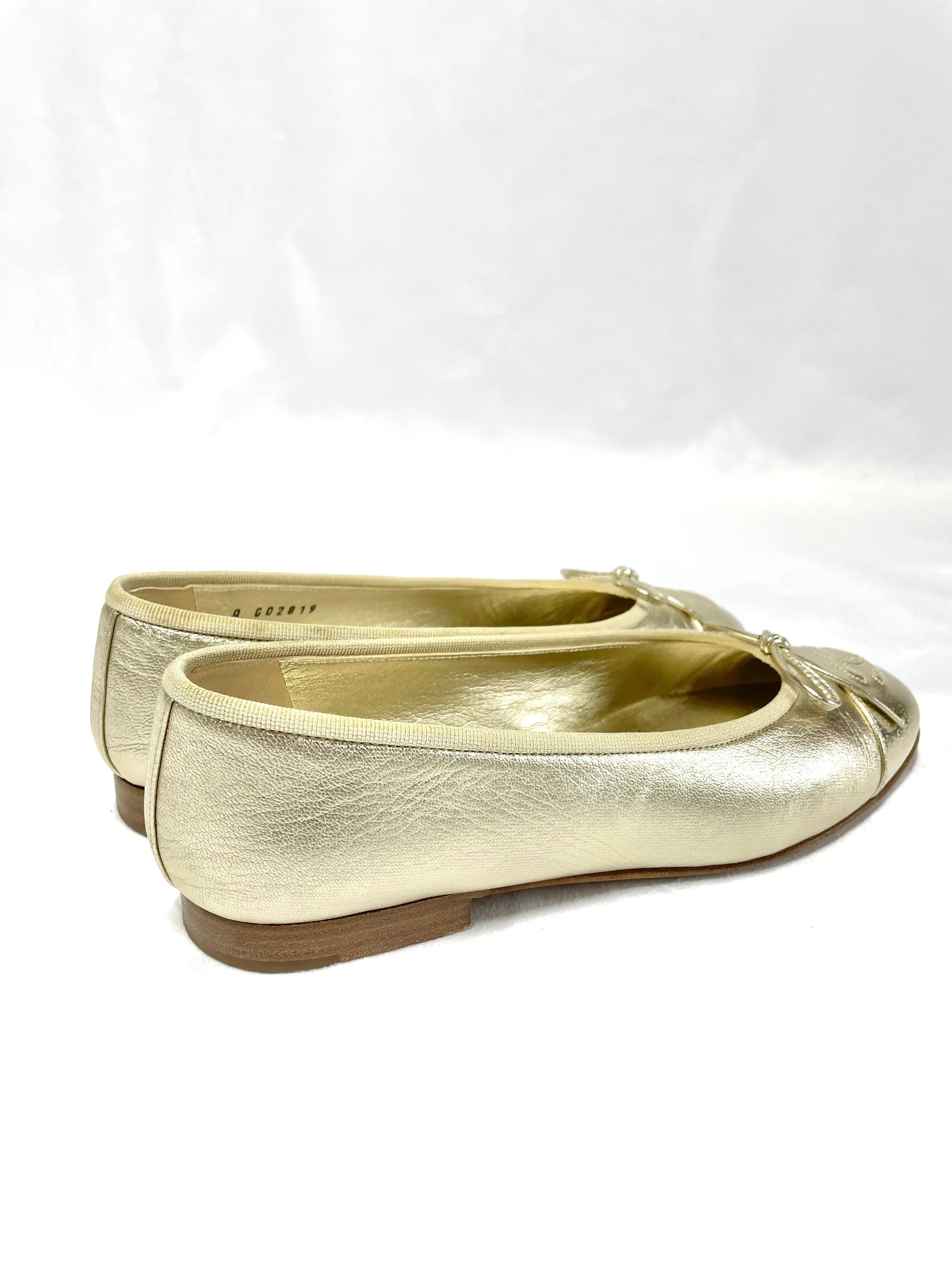 Chanel Gold Ballet Flats *limited edition* 37.5