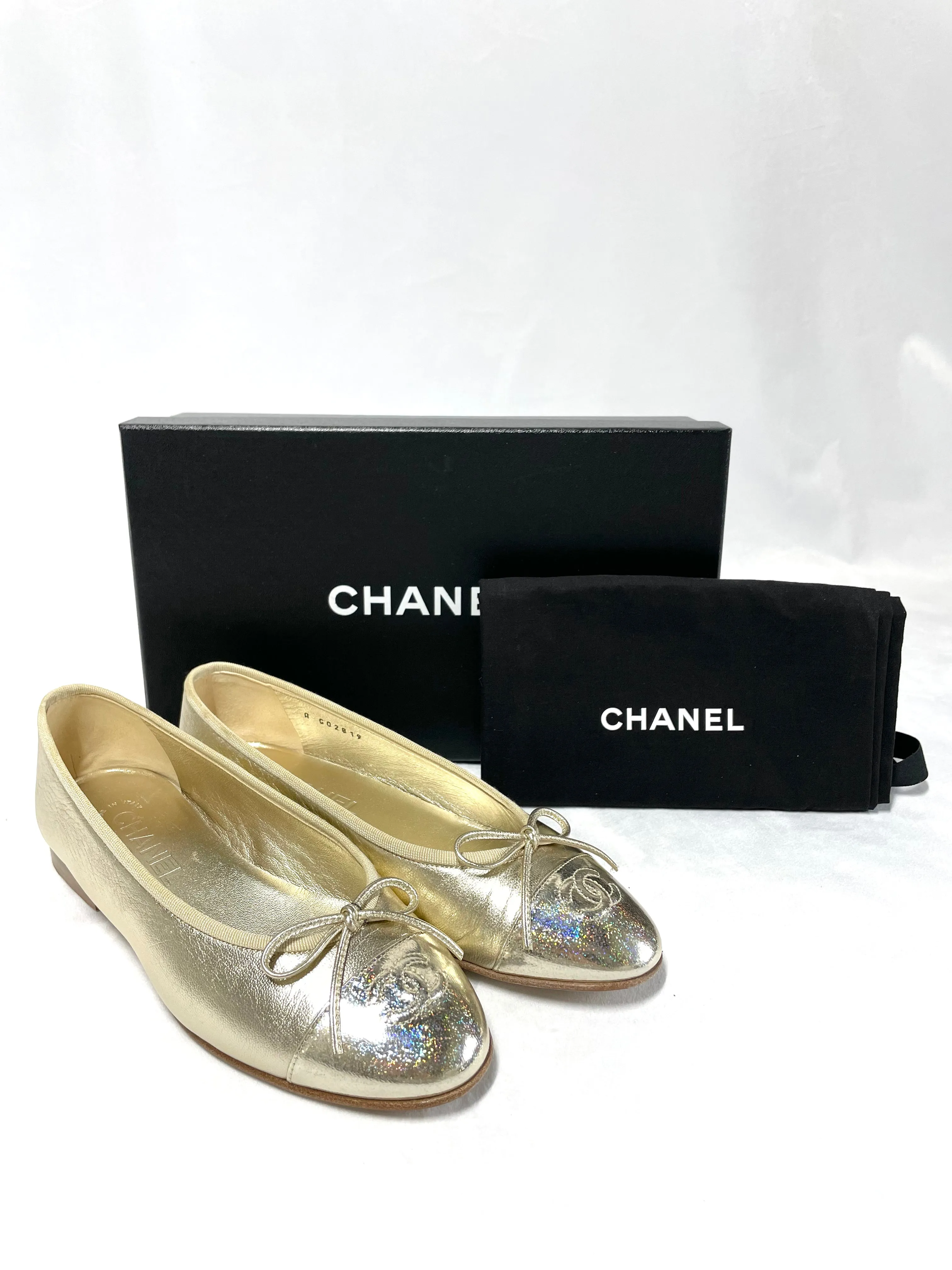 Chanel Gold Ballet Flats *limited edition* 37.5