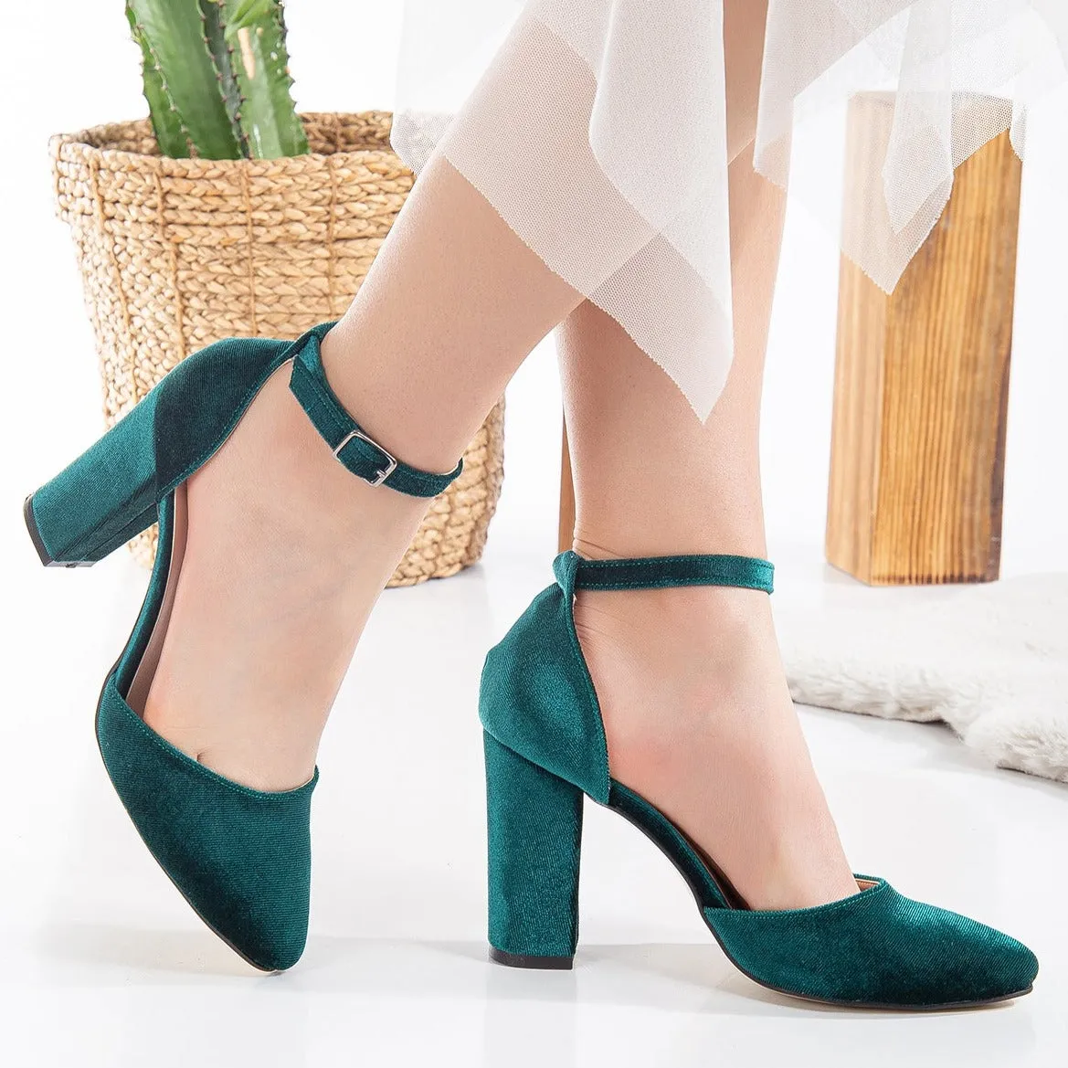 Gisele - Emerald Green Wedding Heels with Ribbon