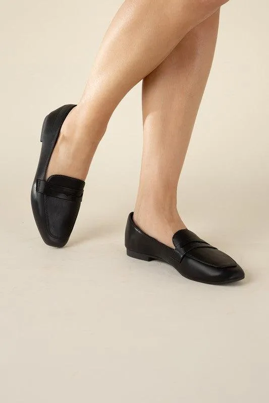 Harriet-8 Classic Casual Flats