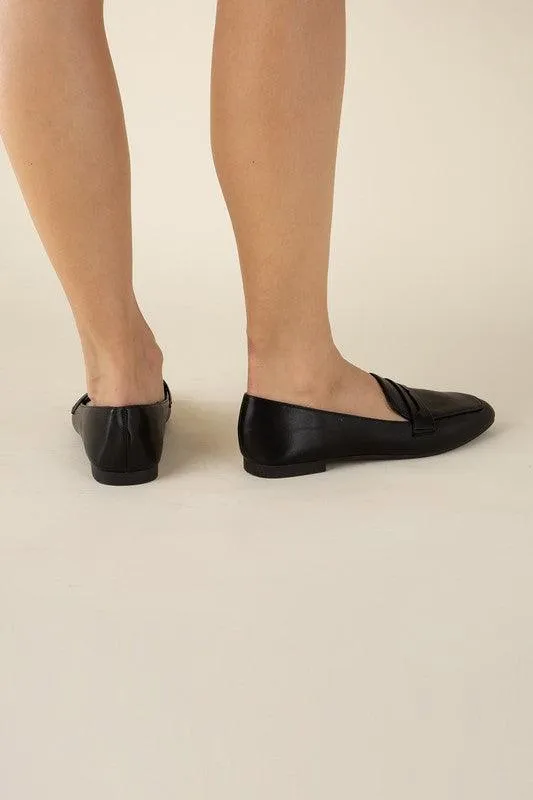 Harriet-8 Classic Casual Flats