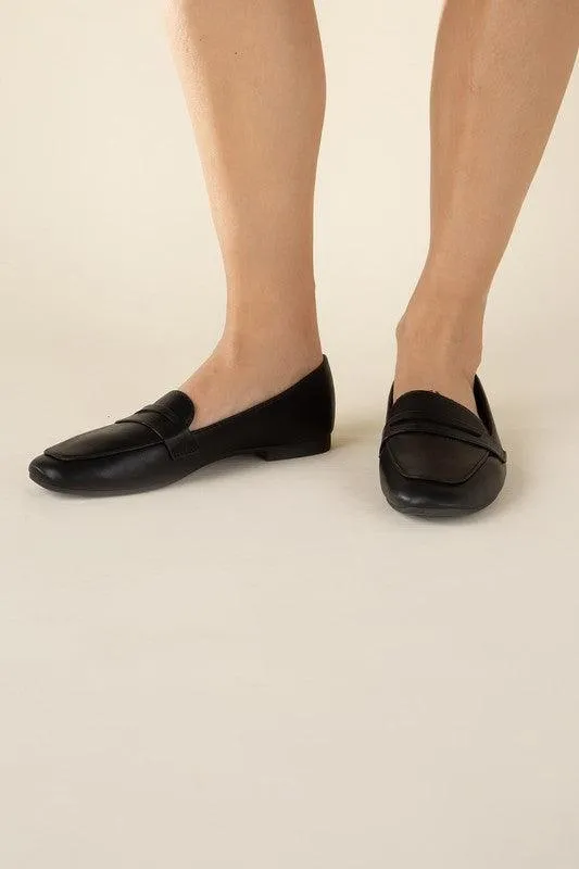 Harriet-8 Classic Casual Flats