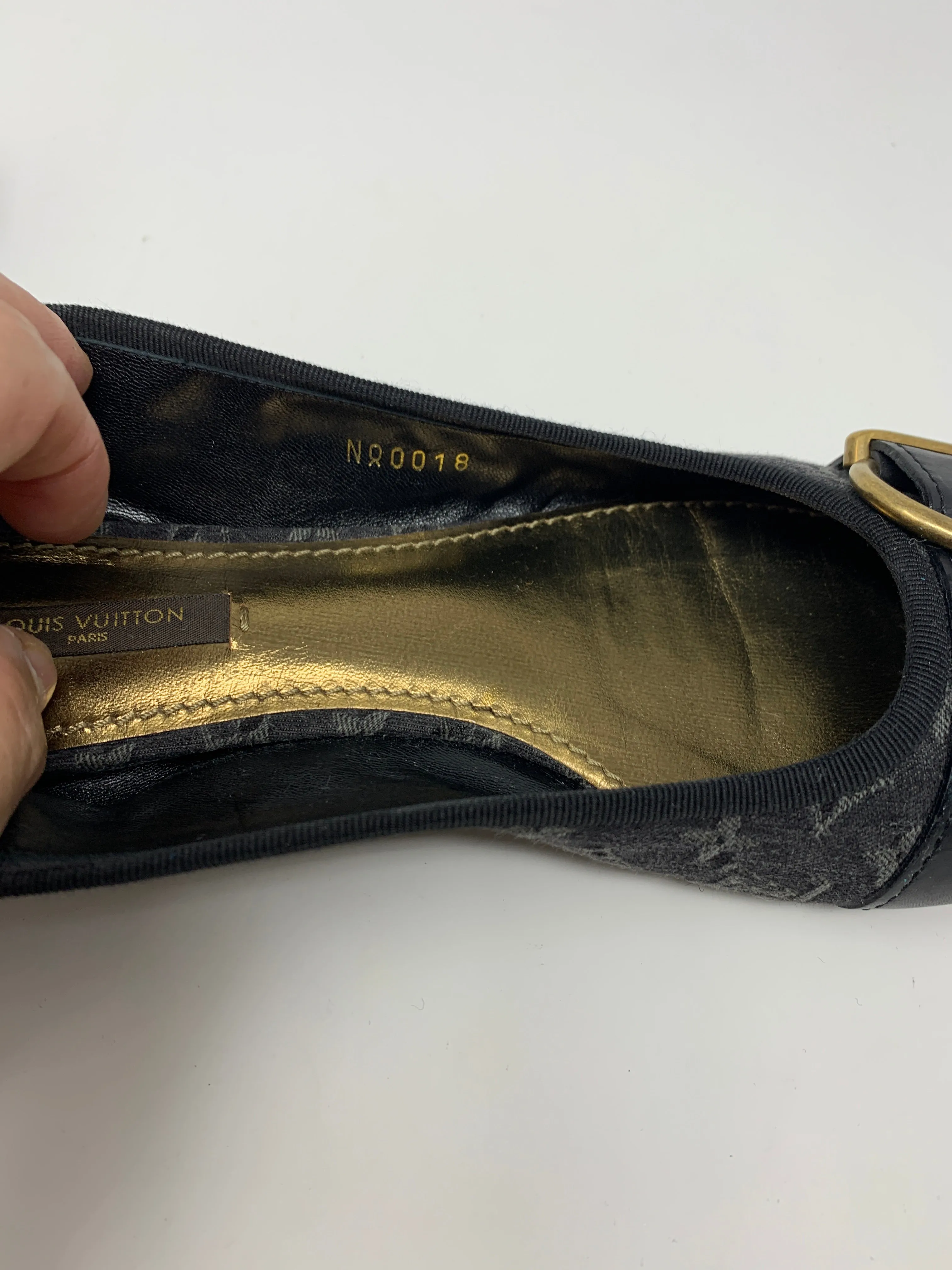 Louis Vuitton Black Denim Flats!